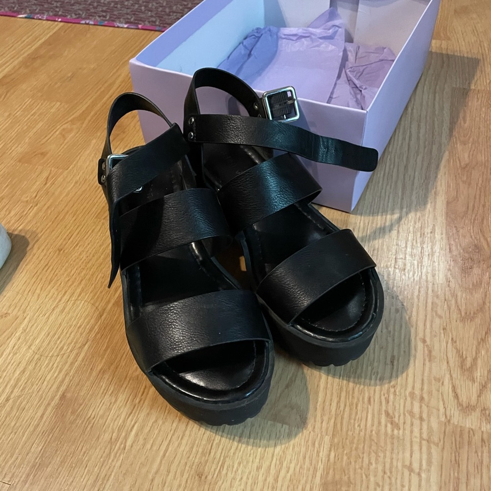 Madden girl platforms